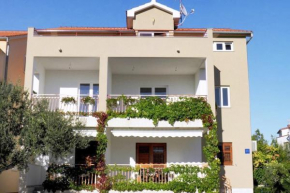 Apartments by the sea Zaboric, Sibenik - 469